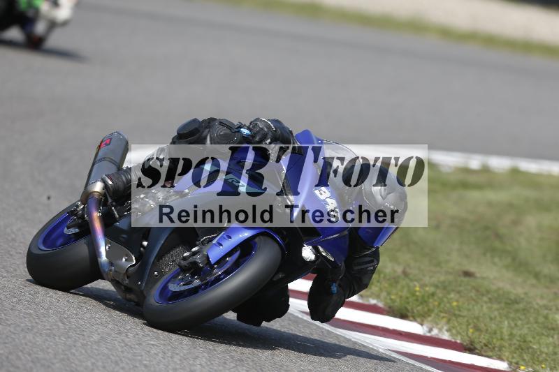 Archiv-2025/49 26.08.2025 Cornu Master School ADR/rot-rouge/349